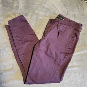 Tahari skinny jeans, size 6/28